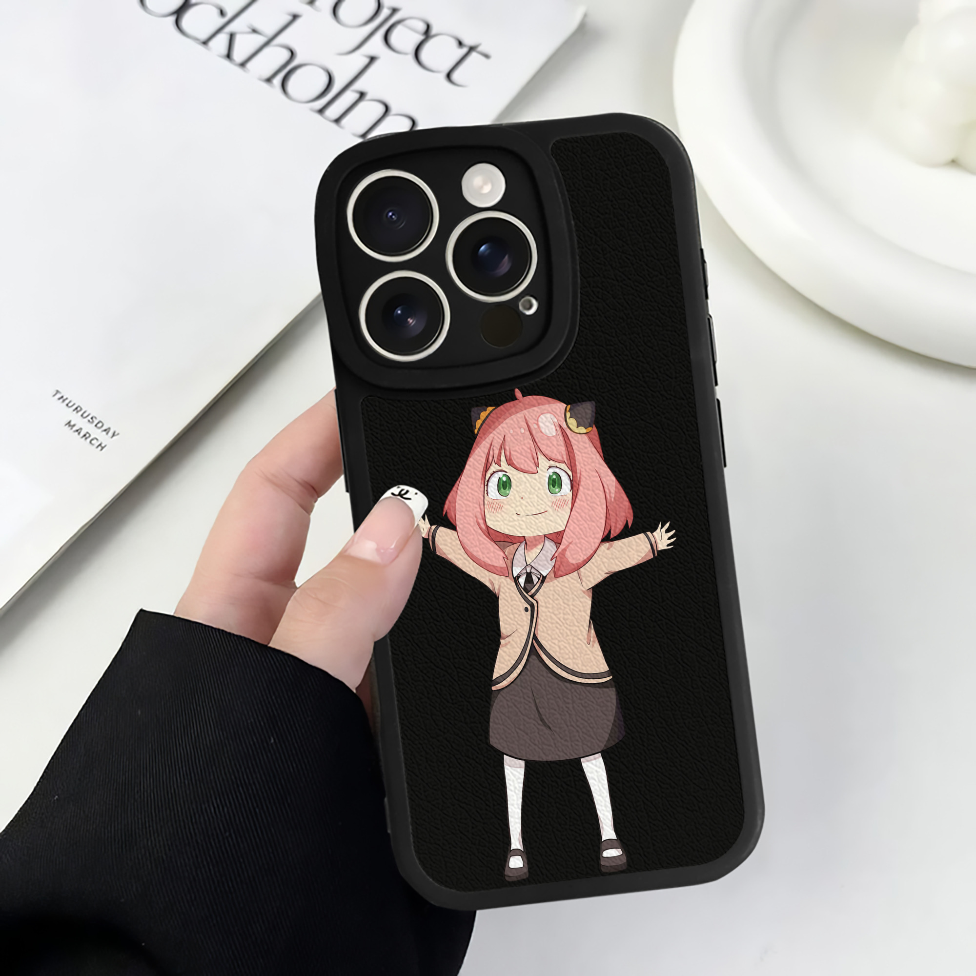 （画像用） SPY×FAMILY间谍家家酒 【iPhone 16シリーズ対応】シリコンスマホケース（レザー調） 材質：シリコン